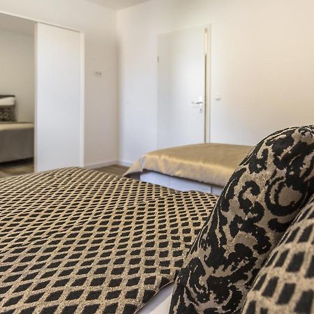 Luxury 2 Bedroom Apartment With Sea View Baška Voda المظهر الخارجي الصورة