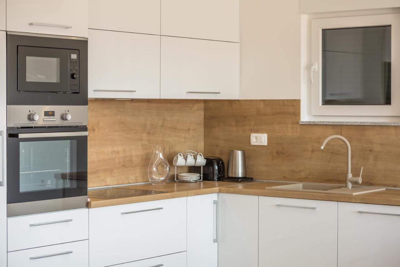 Luxury 2 Bedroom Apartment With Sea View Baška Voda المظهر الخارجي الصورة