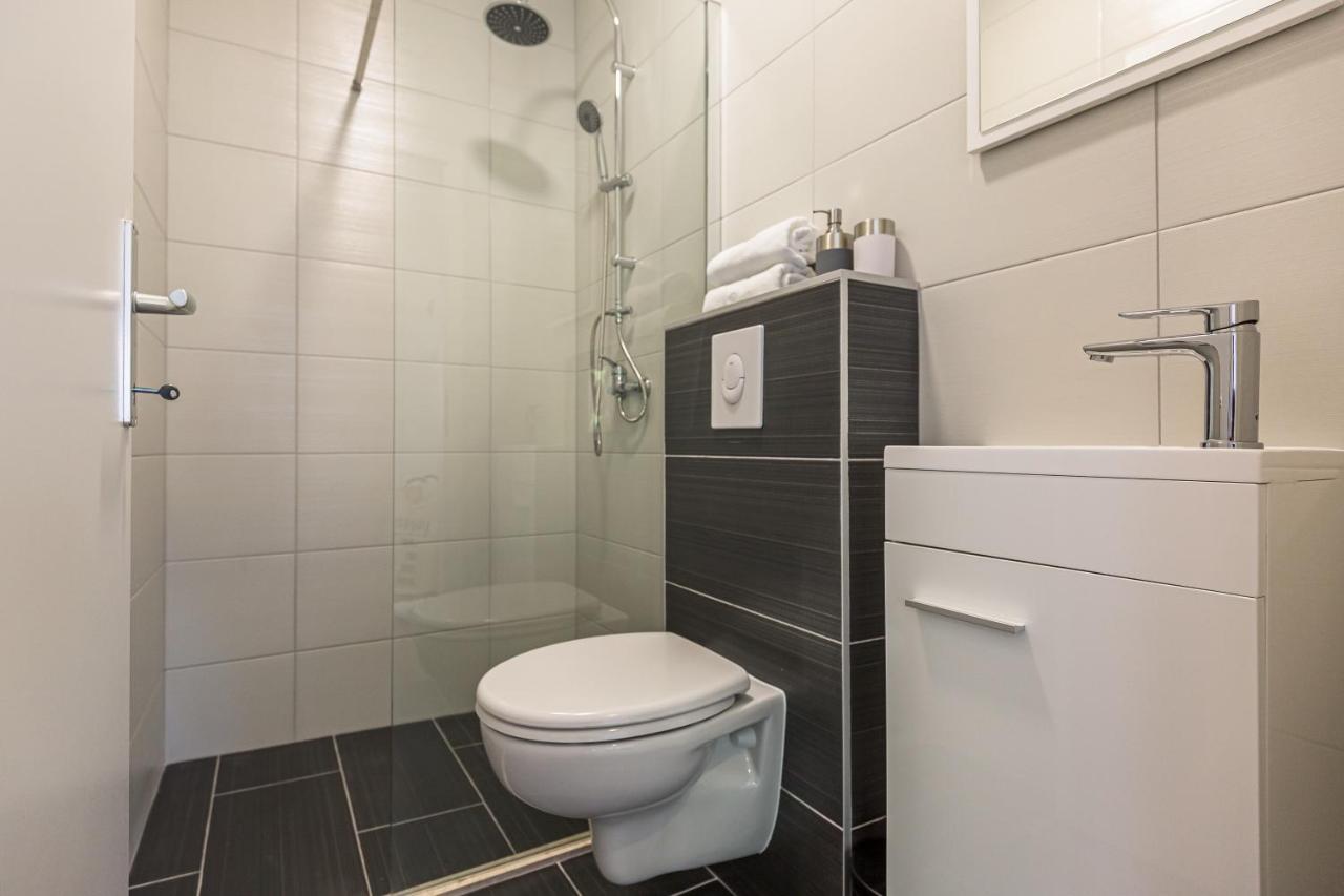Luxury 2 Bedroom Apartment With Sea View Baška Voda المظهر الخارجي الصورة