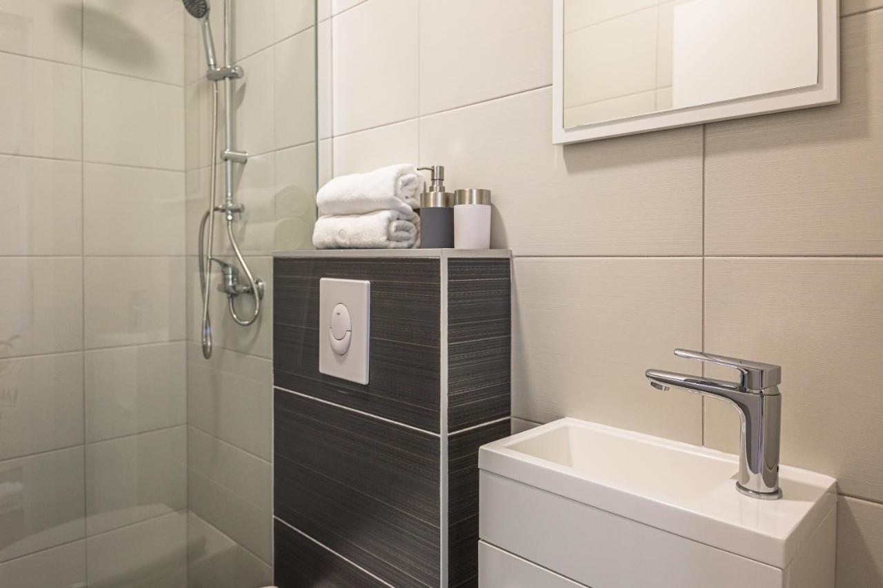 Luxury 2 Bedroom Apartment With Sea View Baška Voda المظهر الخارجي الصورة